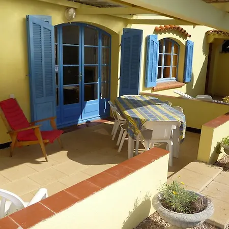 La Rescapade Vila