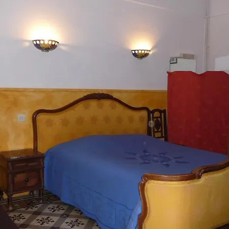 La Rescapade
